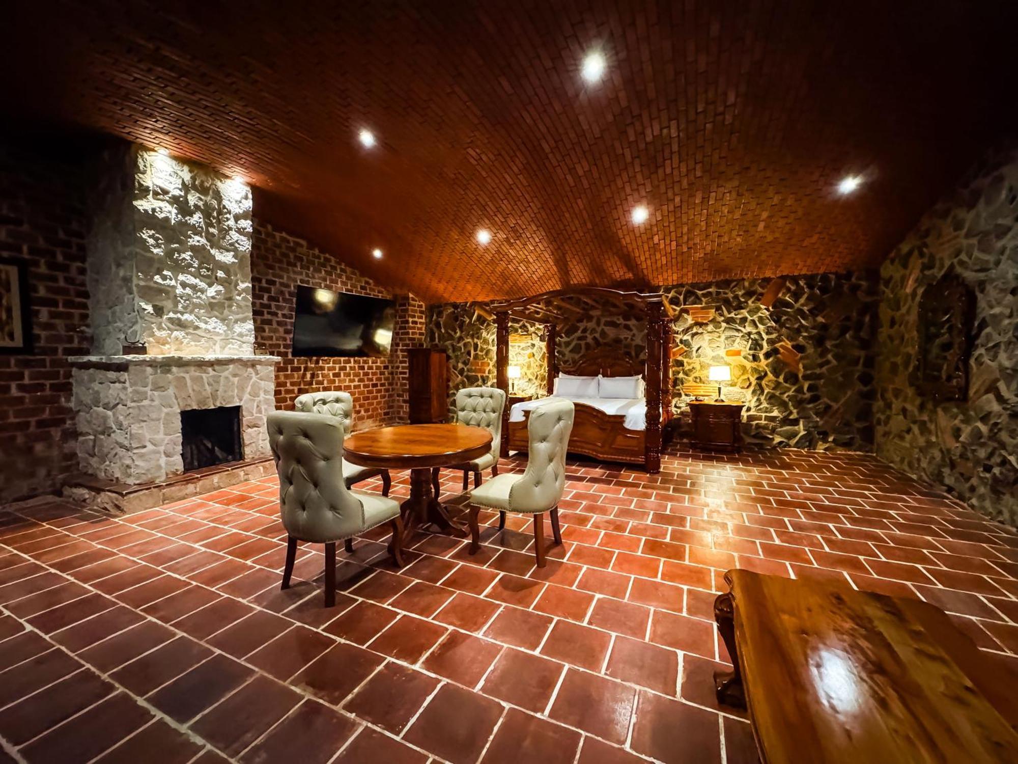 Le Suisse Spa Санта-Лусия-Мильпас-Альтас Экстерьер фото
